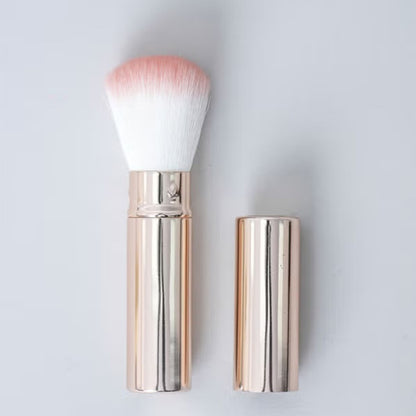 Portable Mini Blush Brush [DAISO]
