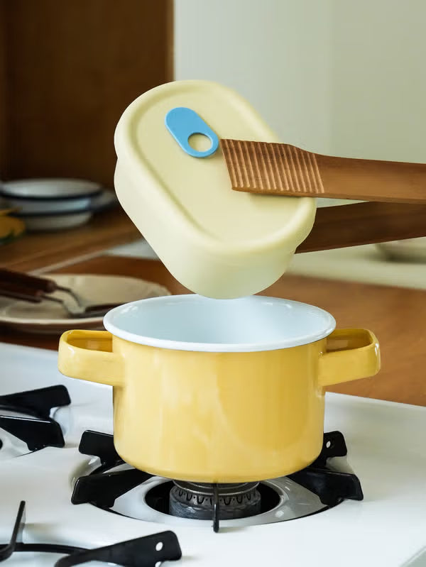 Silicone Container Oval 500 ml [DAISO]